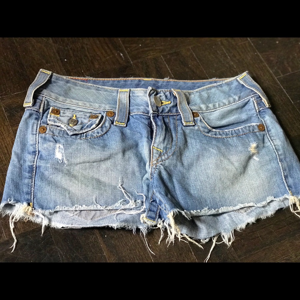 True Religion Cut Off Shorts Sz. 27💗💕